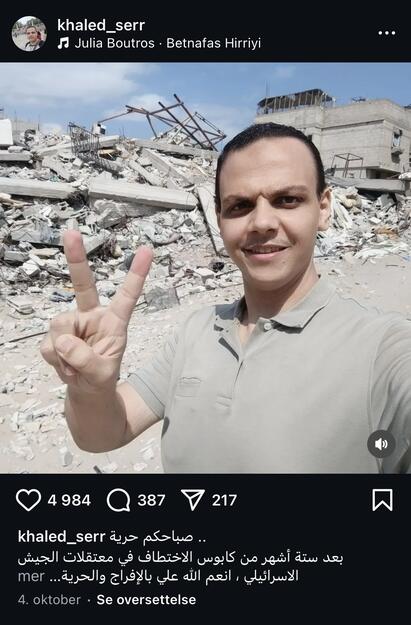 Instagram skjermdump av en mann som holder opp to fingre som et peacetegn foran &oslash;delagte hus